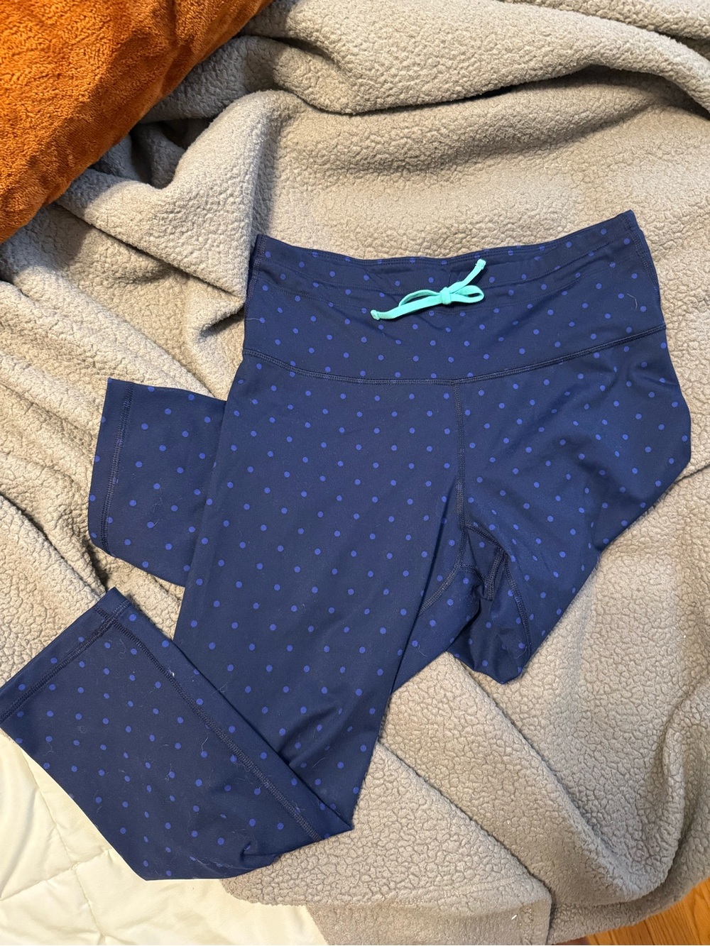 Old Navy Navy Polka Dot Leggings with Aqua Drawstring